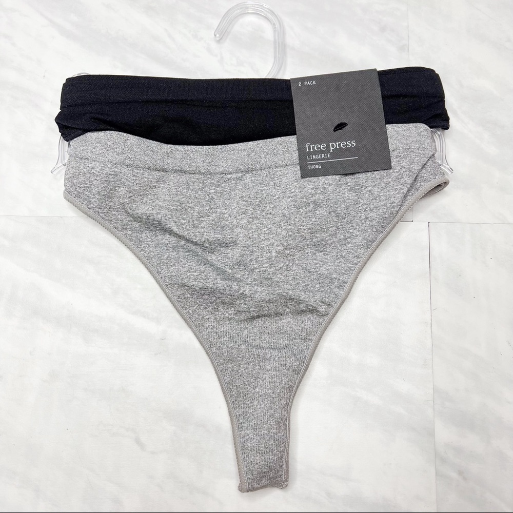 Free Press Thong Pack Large